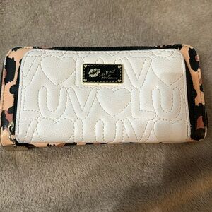 BETSEY CHEETAH WALLET